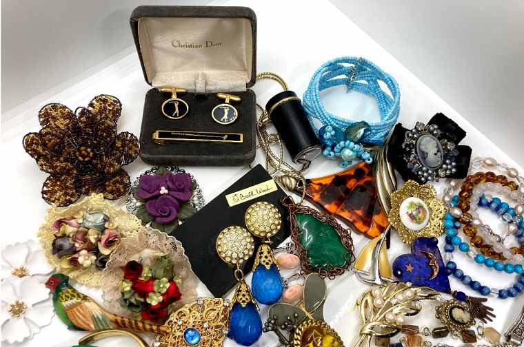 Vintage Accessories - DSers