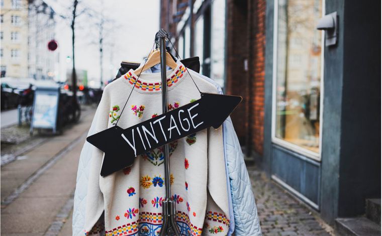 Vintage Clothes - DSesr